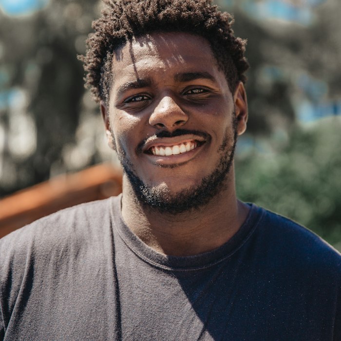 Portrait of Hery, French-speaking guide